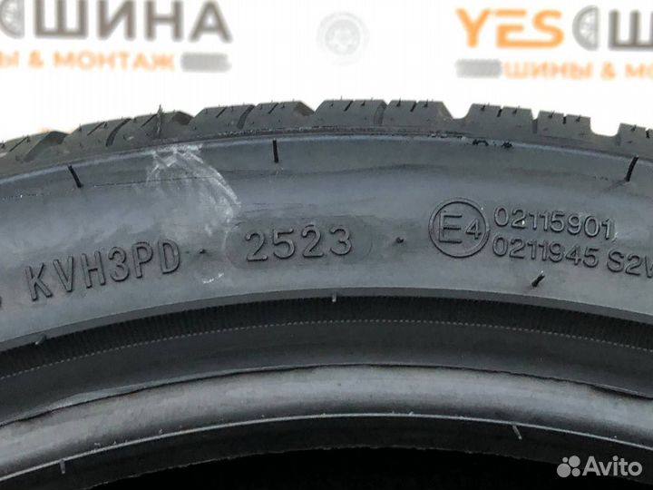 Rockblade Rock 525 245/40 R18 98C