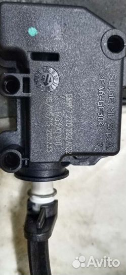 Замок лючка бензобака