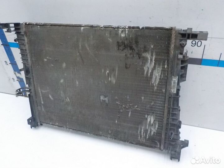 Радиатор основной на Renault Kaptur 214105731R