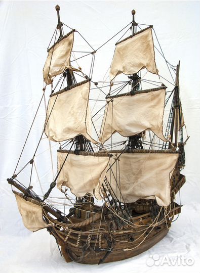 Галеон Adenium