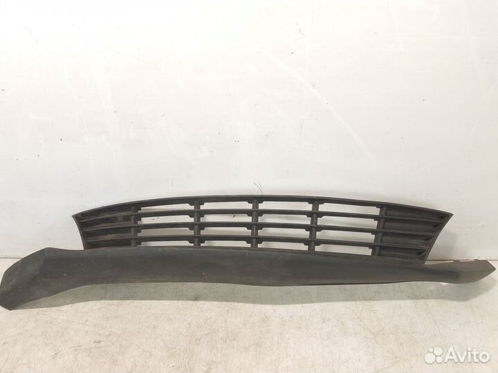 Kia Rio 4 (c 20) юбка решетка бампера переднего