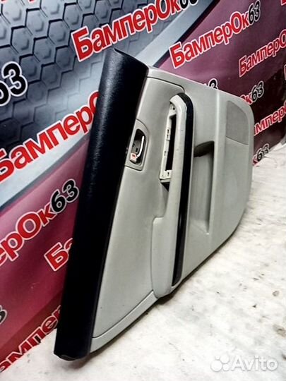 Обшивка двери задняя левая Lexus RX