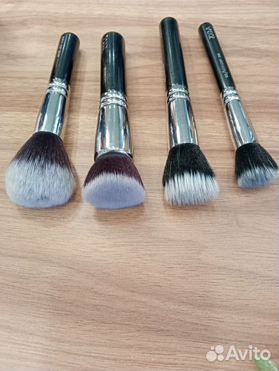 Кисти Zoeva б/у