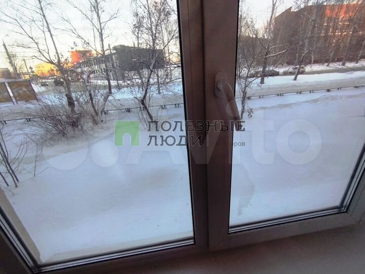 Комната 13,7 м² в 4-к., 1/5 эт.