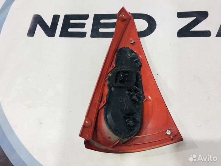 Фонарь задний левый peugeot 107 1KR