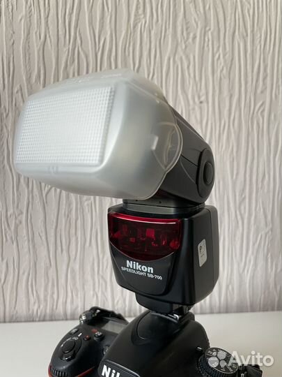 Вспышка Nikon Speedlight 700