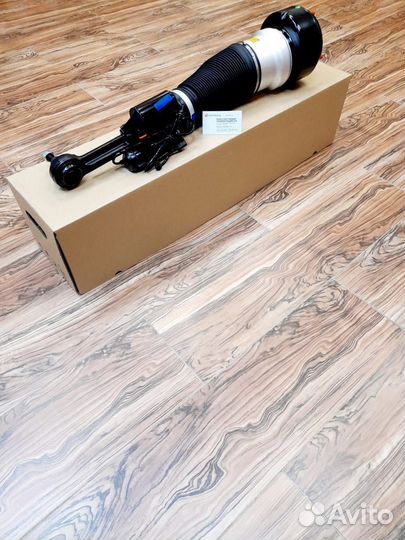 Пневмостойка Mercedes CL-class W216 4matic new