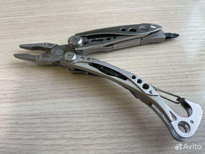 Мультитул leatherman skeletool