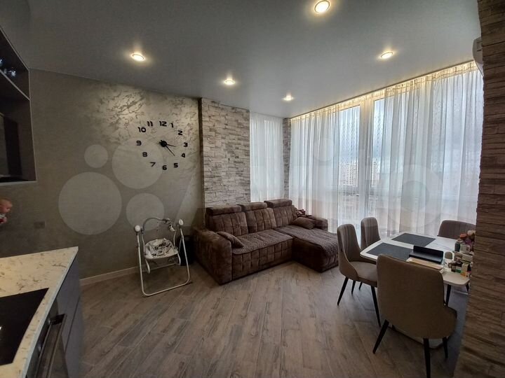 2-к. квартира, 72,9 м², 9/16 эт.