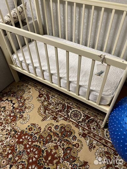 Кроватка детская