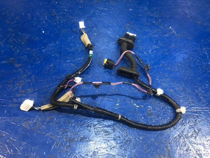 Проводка двери задняя правая Infiniti Q50 V37