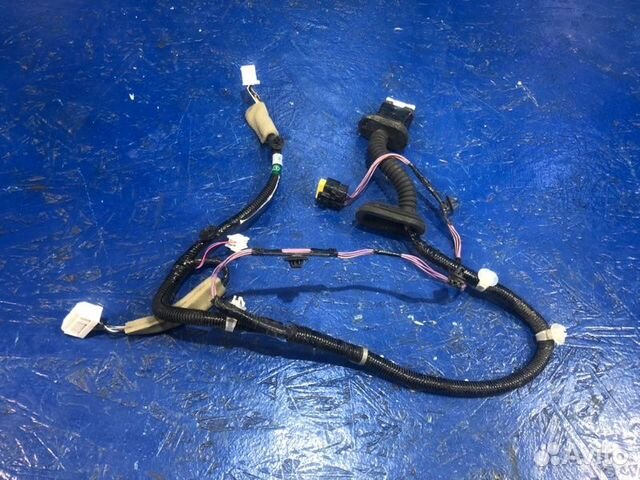 Проводка двери задняя правая Infiniti Q50 V37