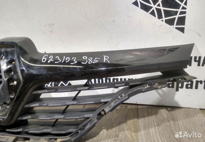 Решетка радиатора бу Renault Kaptur OEM 623103985R