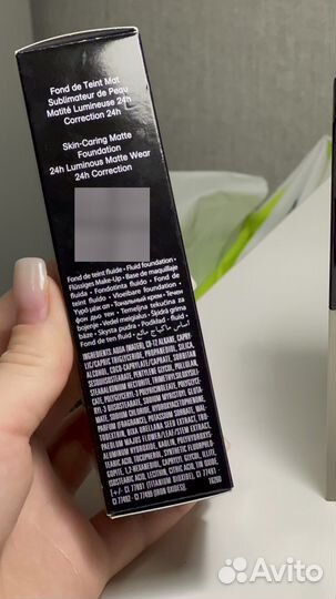 Тональный крем Givenchy 1w100