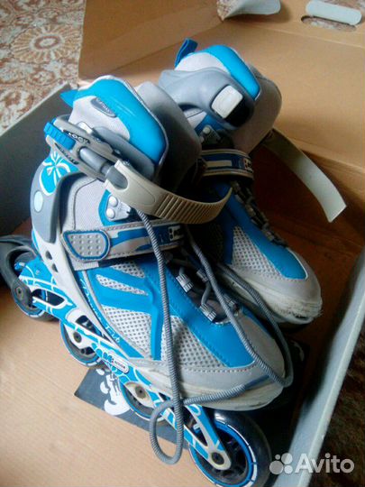 Женские роликовые коньки