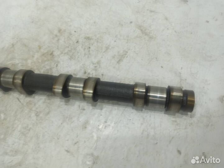 Распредвал впускной