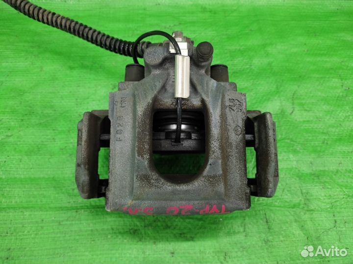 Суппорт зад левый 2.5 TDI Volkswagen Touareg 02-10