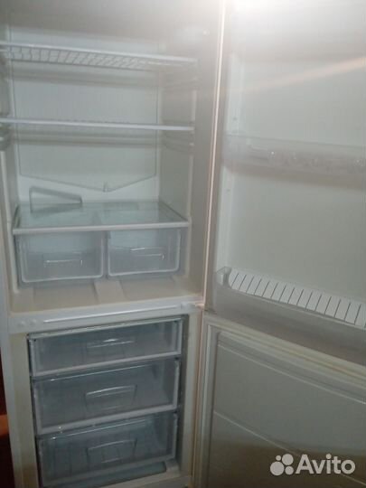 Холодильник Indesit. Доставка