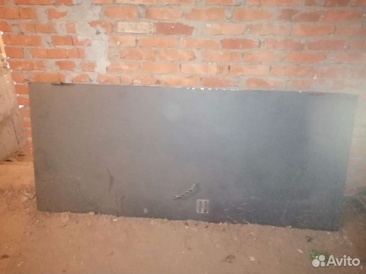 Дверь входная металлическая двухстворчетая б/у