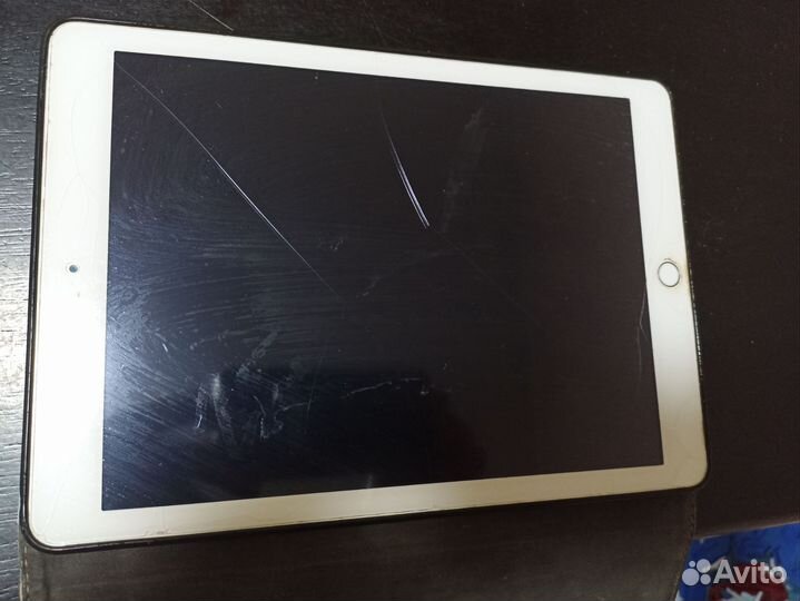 Планшет apple iPad на запчасти