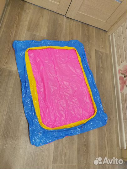 Надувная песочница