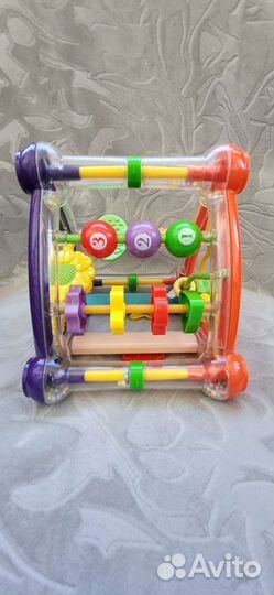 Развивающие игрушки для малышей