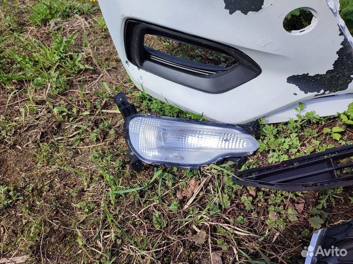 Передний бампер на hyundai solaris 2