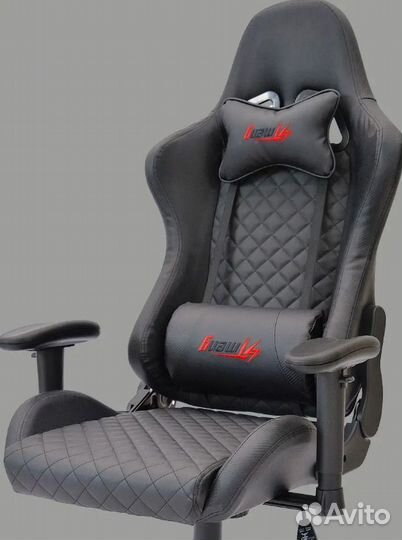 Игровое кресло черное