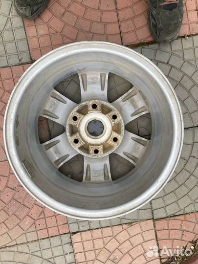 Литые диски r16 6x139.7