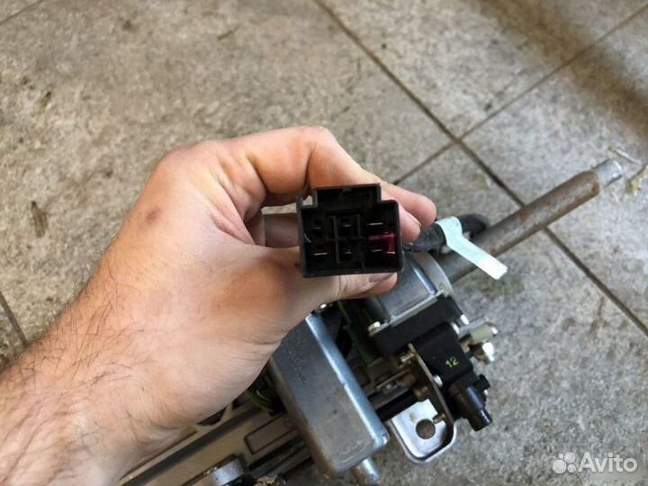 Рулевая колонка Audi A8