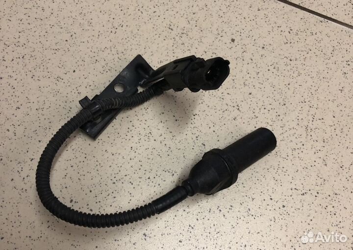 Датчик коленвала kia rio 3 Hyundai solaris