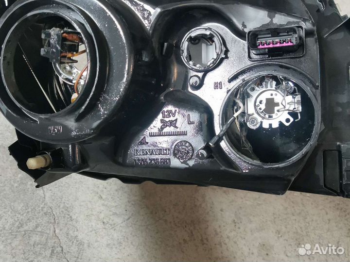 Фара левая Renault Duster