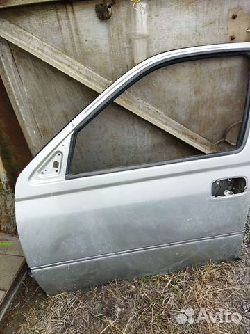 Дверь toyota vista