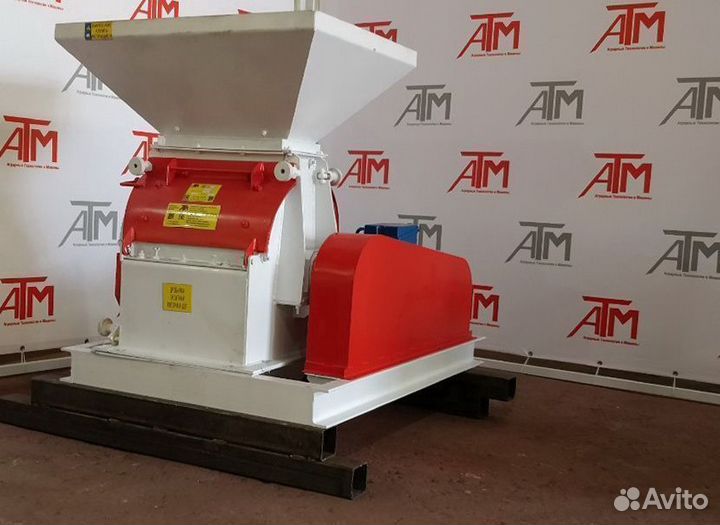 Измельчитель зерна опилок лузги щепы в наличии