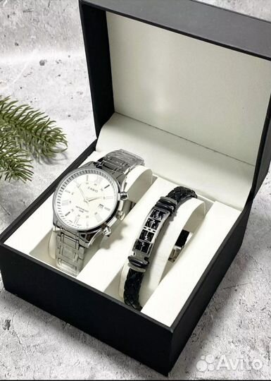 Наручные часы