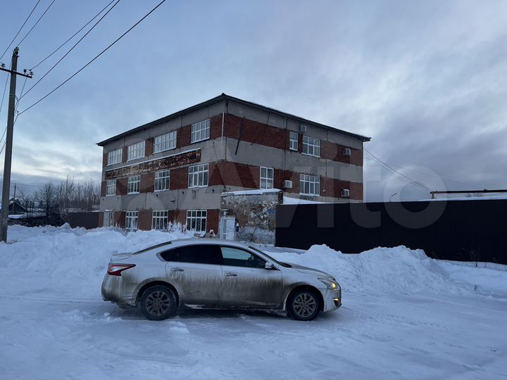 Торговая площадь, 1300 м²