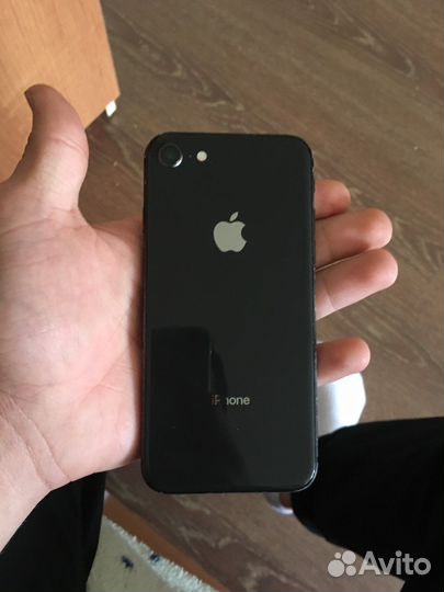 iPhone 8 на 64 гб