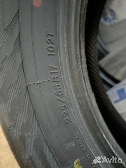 Yokohama IceGuard Stud IG65 225/65 R17 102T