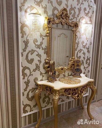 Консоль, Столик с зеркалом