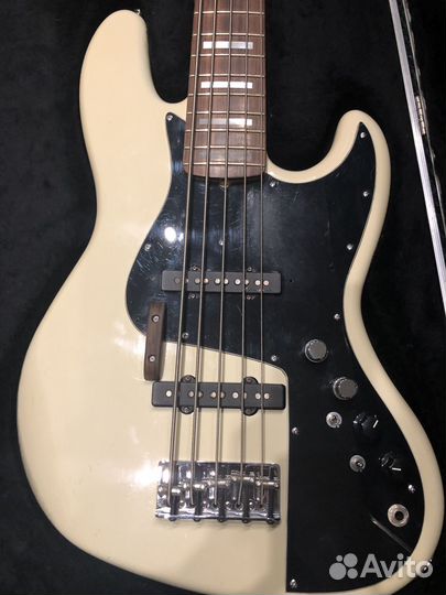 Fender custom shop JBV MM