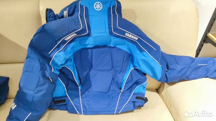 Снегоходный костюм yamaha