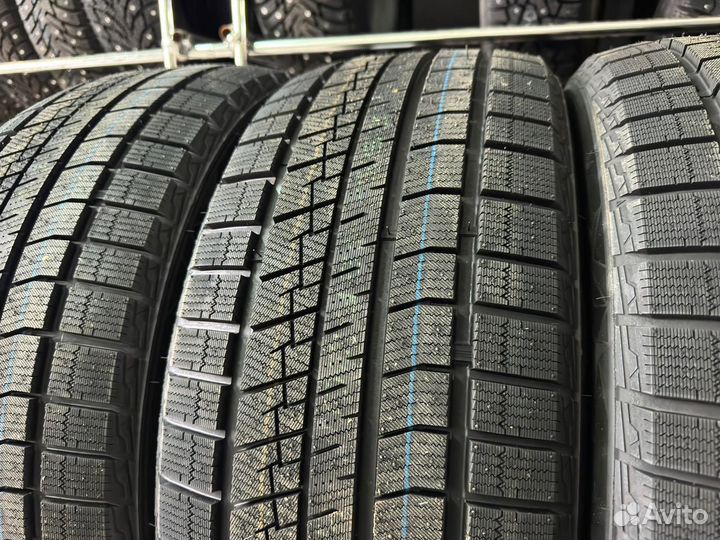 Tracmax X-Privilo S360 285/40 R22