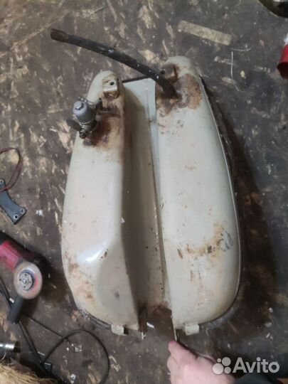 Бак мотоцикла урал