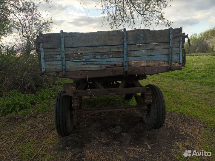 Тракторный прицеп телега