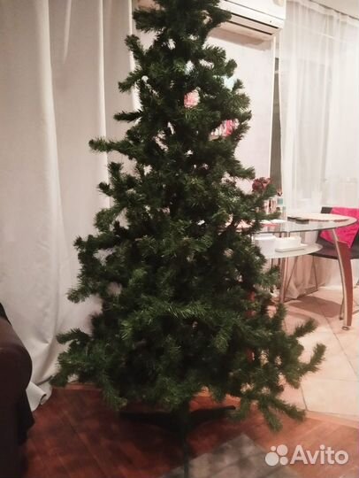 Елка искуственная