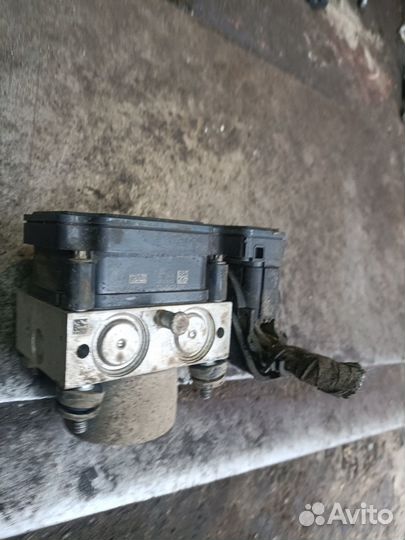 Блок ABS Renault Sandero 2 2265106518