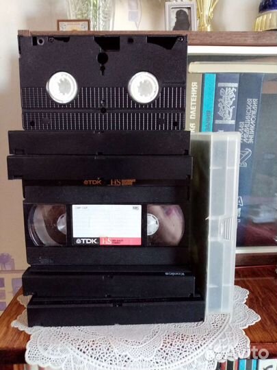 Видео и аудио кассеты с записью