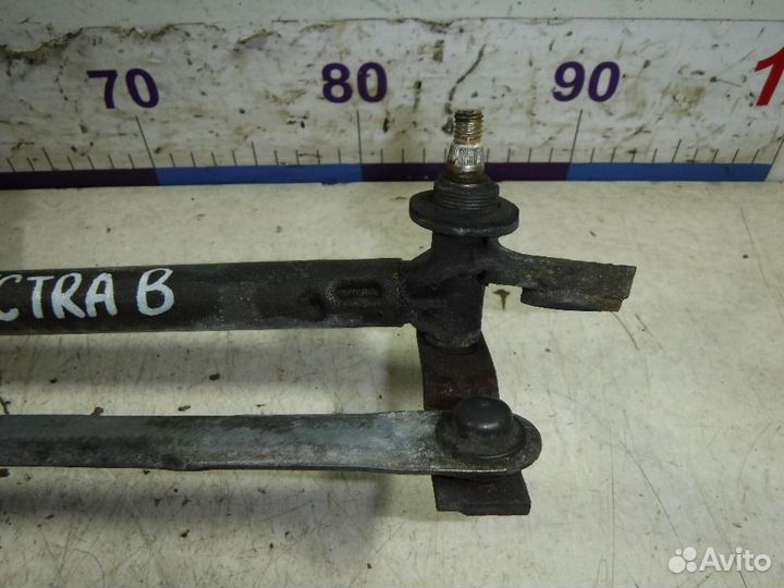 Трапеция стеклоочистителей Opel Vectra B