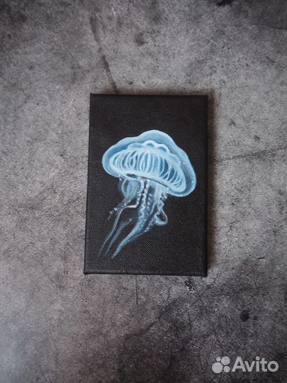 Картина Светящаяся Медуза в море