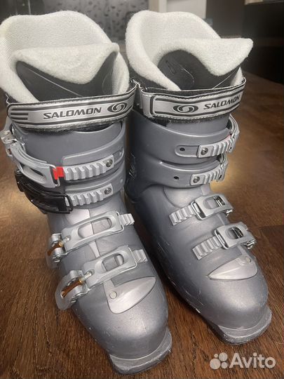 Горнолыжные ботинки